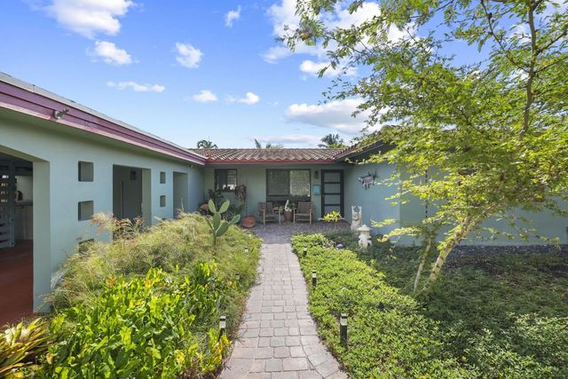 4 of 45 - 2332 Ne 17th Terrace, Wilton Manors, FL