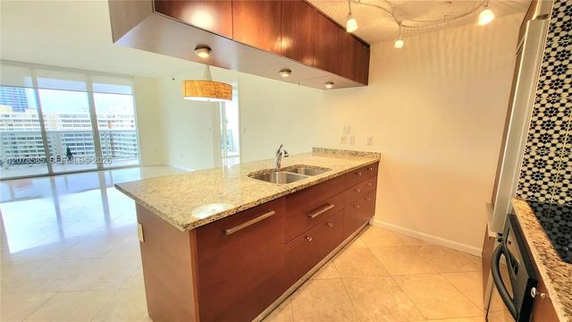 3 of 42 - 1850 S Ocean Drive #909, Hallandale Beach, FL