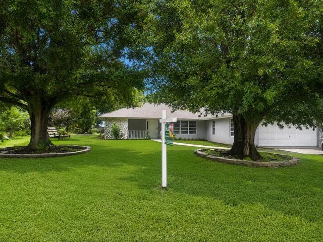 2082 Se Hanford Road, Port St. Lucie