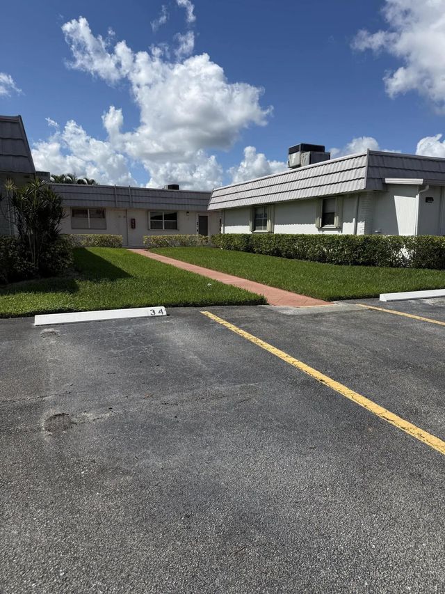 2 of 30 - 34 Valencia B, Delray Beach, FL