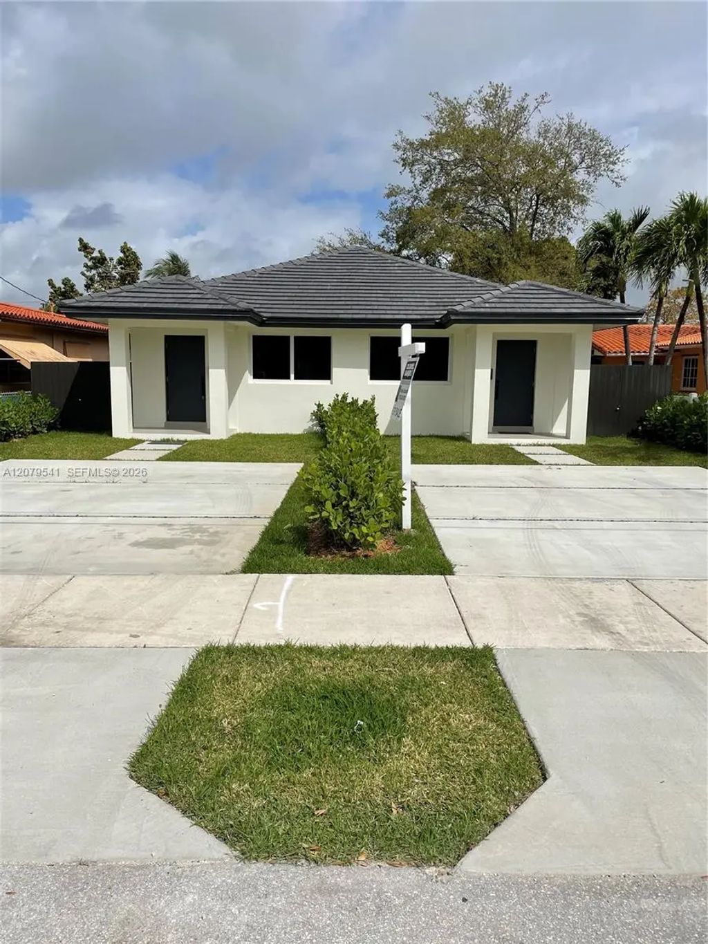 6331 Sw 23rd Street, Miami