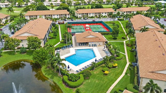 1302 Pinecrest Circle #unit C, Jupiter