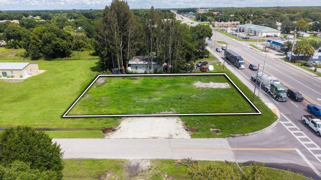 100 Nw 10th Street, Okeechobee