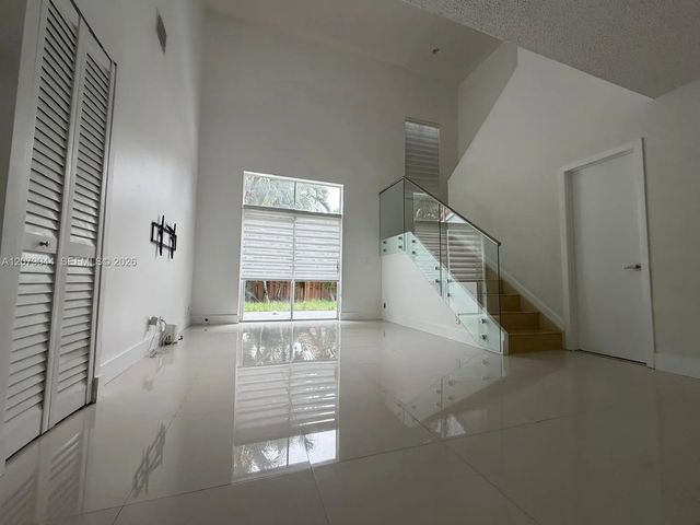 2 of 31 - 4774 Nw 5th Place, Coconut Creek, FL