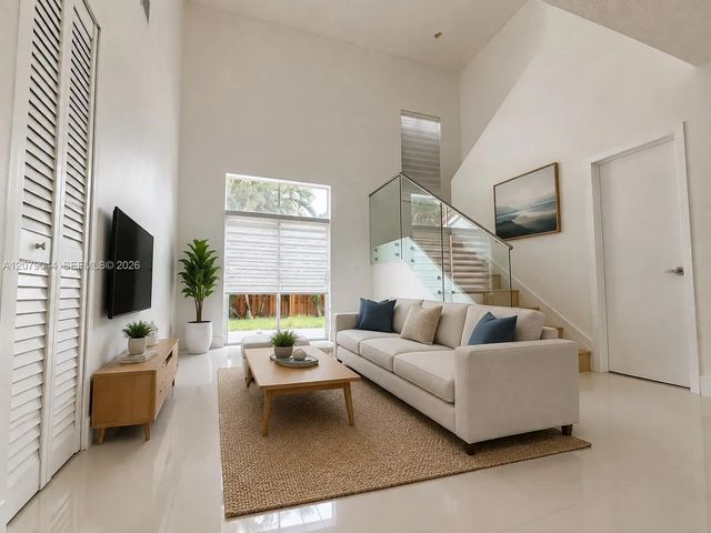 3 of 31 - 4774 Nw 5th Place, Coconut Creek, FL
