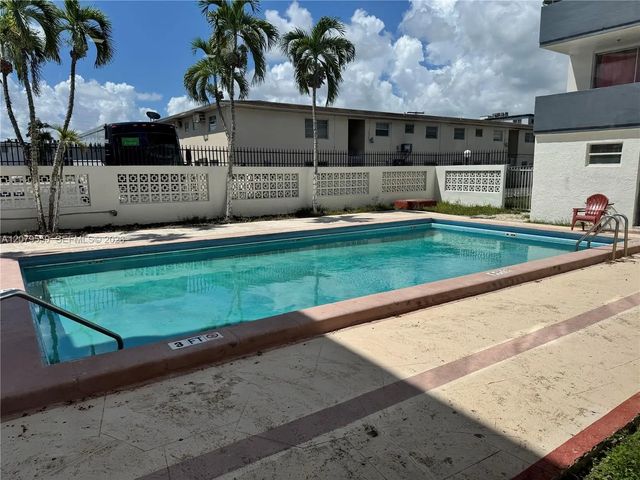 3 of 16 - 13390 Ne 7th Avenue #214, North Miami, FL