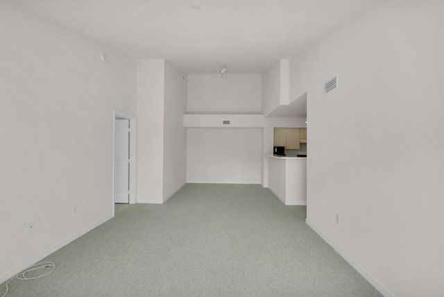 3 of 15 - 520 Sw 111th Avenue #301, Pembroke Pines, FL