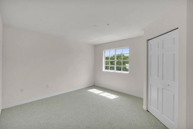 5 of 15 - 520 Sw 111th Avenue #301, Pembroke Pines, FL