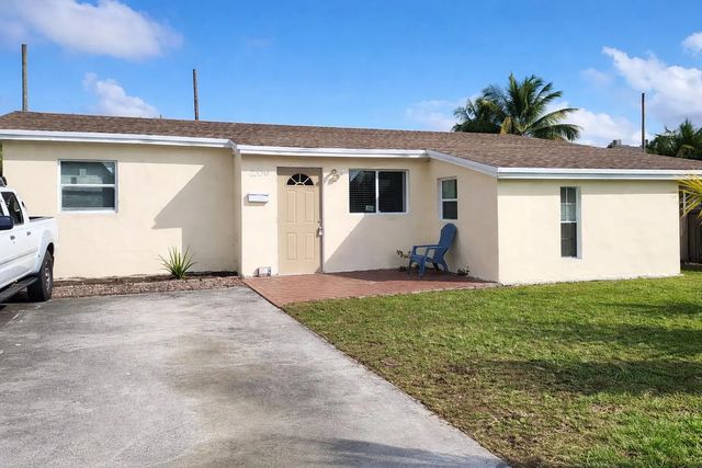 2330 Ne 1st Avenue, Pompano Beach