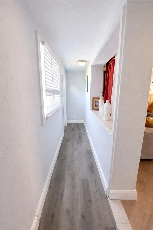 2 of 14 - 2330 Ne 1st Avenue, Pompano Beach, FL