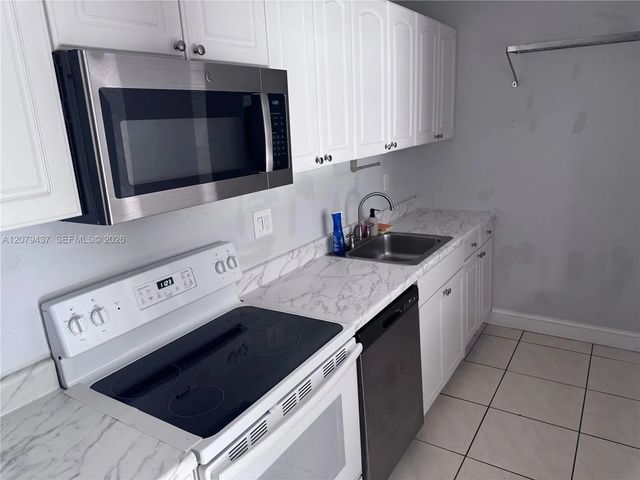 2 of 5 - 4200 Nw 79th Avenue #1c, Doral, FL