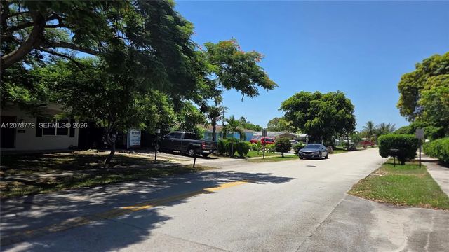 5 of 30 - 298 Ne 46th Street, Deerfield Beach, FL