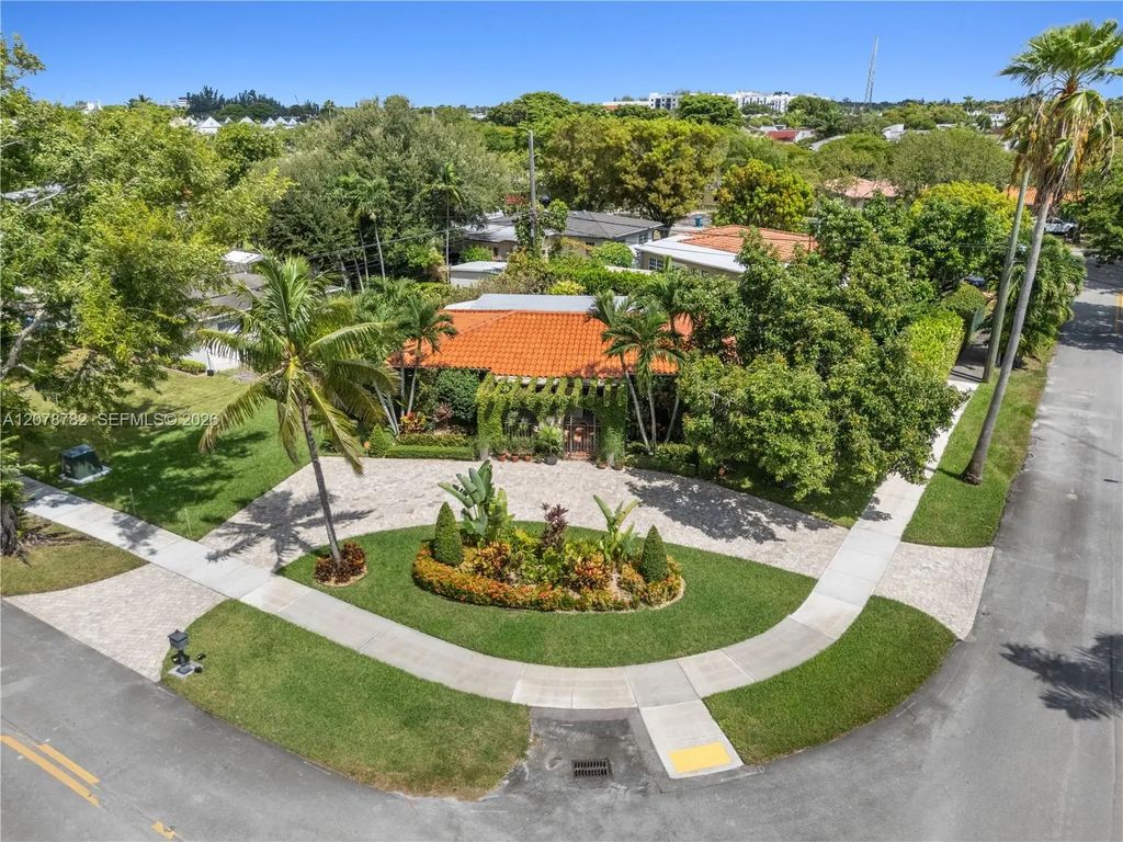 6811 Sw 48th Terrace, Miami