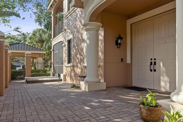 4 of 29 - 2742 Kinsington Circle, Weston, FL
