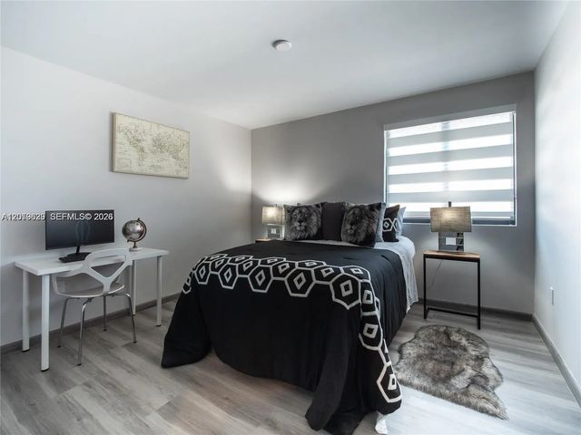 5 of 9 - 954 Nw 8th Street #2, Florida City, FL