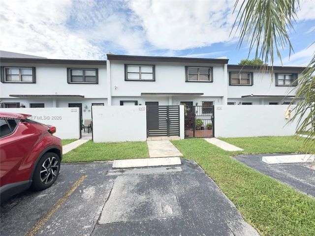 8010 Sw 152nd Avenue #211, Miami