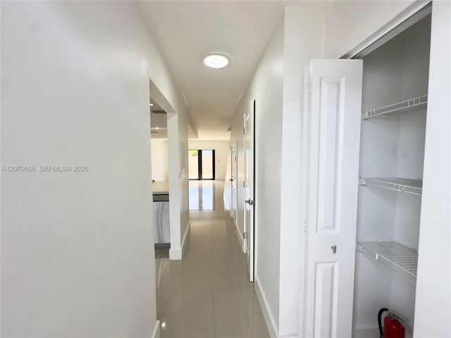 3 of 32 - 8010 Sw 152nd Avenue #211, Miami, FL