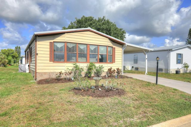 3 of 29 - 705 Hyacinth Circle, Barefoot Bay, FL