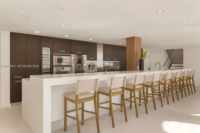 3 of 8 - 55 Merrick Way #808, Coral Gables, FL