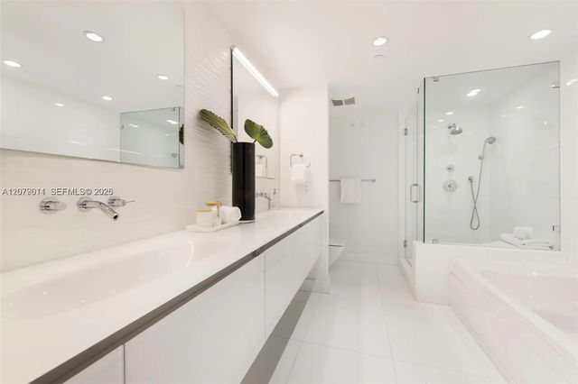 5 of 8 - 55 Merrick Way #808, Coral Gables, FL