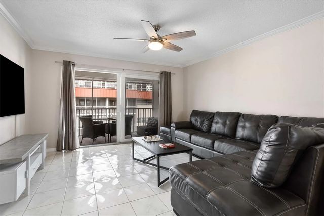 4 of 32 - 2097 S Ocean Drive #403, Hallandale Beach, FL