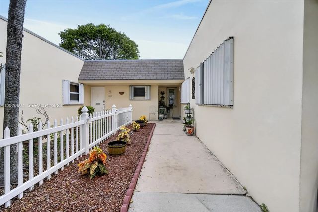 4 of 31 - 11235 Sw 172nd Street #i-1543, Miami, FL