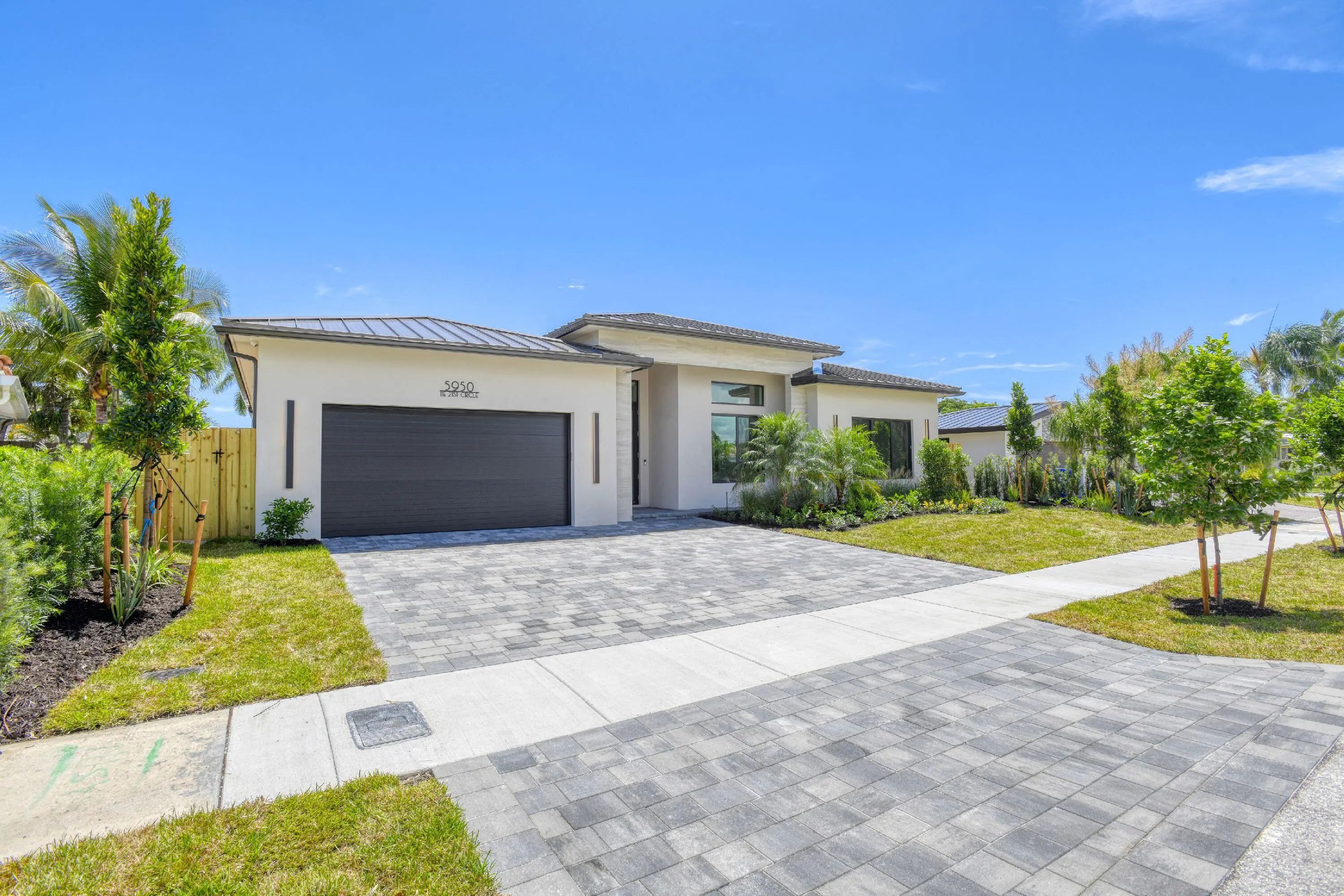 5950 Ne 21st Circle, Fort Lauderdale