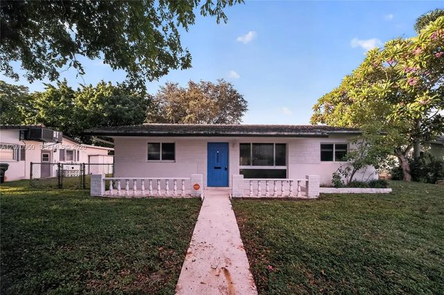3 of 32 - 4300 Harrison Street, Hollywood, FL