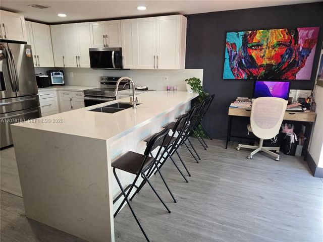 4 of 26 - 11464 Nw 50th Terrace, Doral, FL