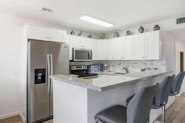 4 of 37 - 209 Brighton E, Boca Raton, FL