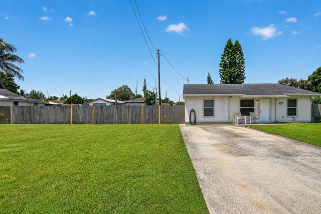 4 of 74 - 207/227 Ethelyn Drive, West Palm Beach, FL
