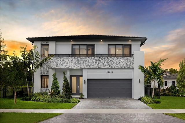 4 of 8 - 19662 Ne 14th Court, Miami, FL