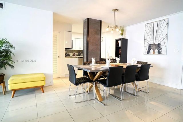 2 of 31 - 5161 Collins Avenue #1101, Miami Beach, FL