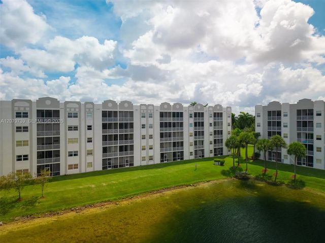 5 of 29 - 10750 Nw 66th Street #102, Doral, FL