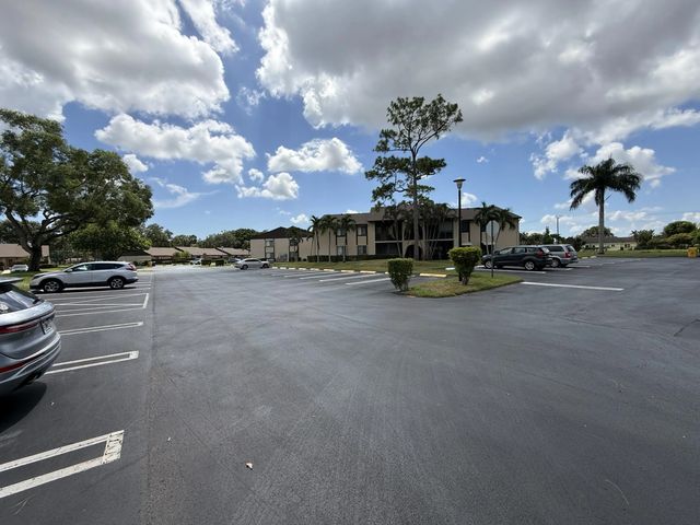 3 of 49 - 418 Pine Glen Lane #c-2, Greenacres, FL