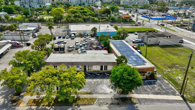 4 of 17 - 322 Ne 3rd Street, Boynton Beach, FL