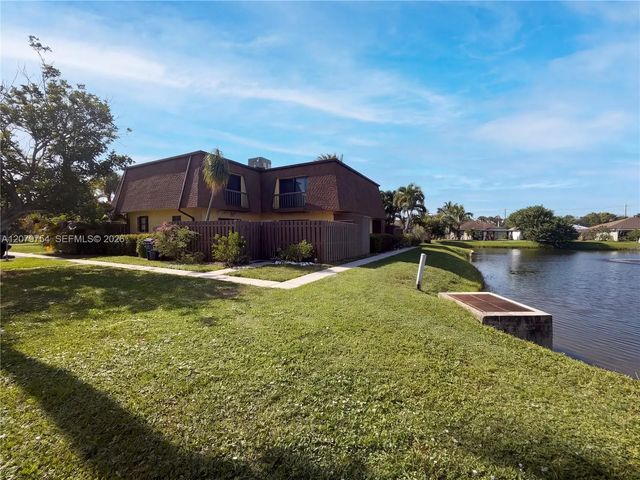 110 N Delaware Boulevard #10c, Jupiter