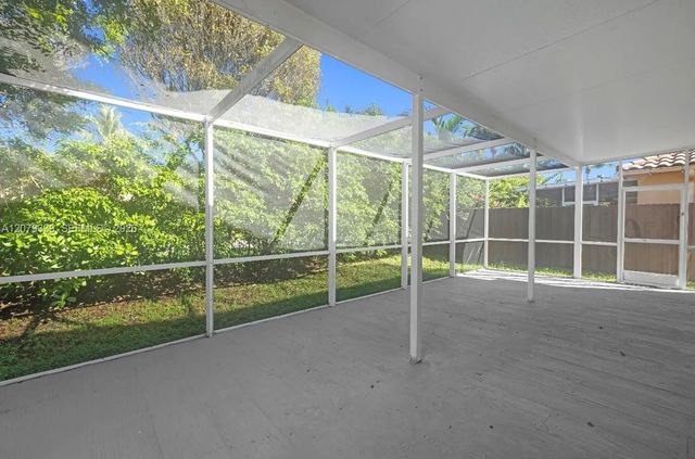 4 of 31 - 5040 Sw 139th Terrace, Miramar, FL