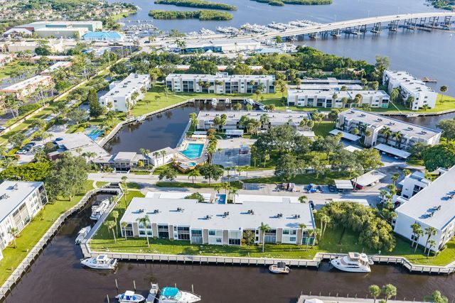 5 of 54 - 1950 Sw Palm City Road #6-207, Stuart, FL