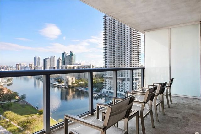 2602 E Hallandale Beach Boulevard #r1806, Hallandale Beach