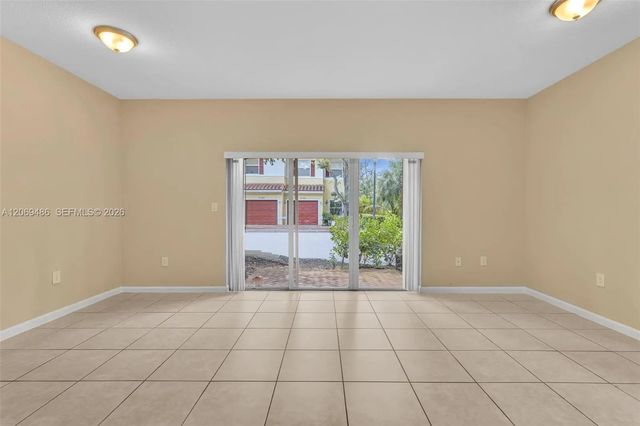 5 of 24 - 3102 Nw 24th Way, Oakland Park, FL