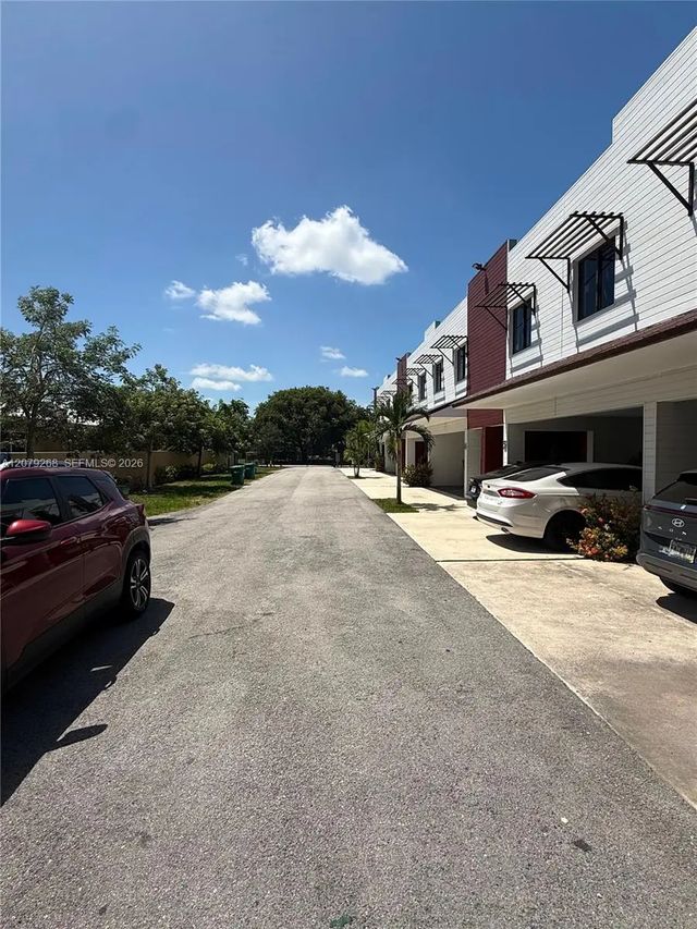 4 of 20 - 916 Nw 8th Street #6, Florida City, FL