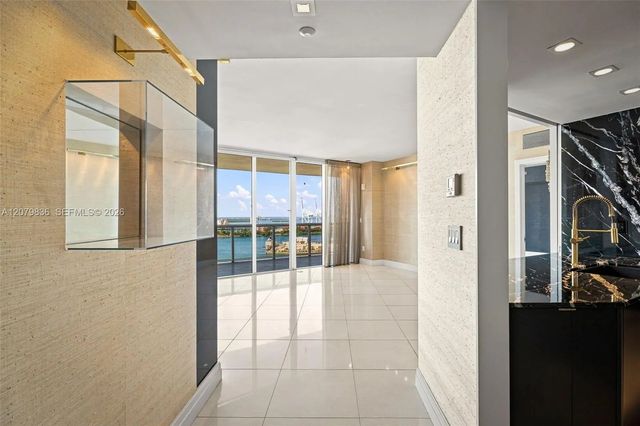 3 of 41 - 400 Alton Road #1804, Miami Beach, FL