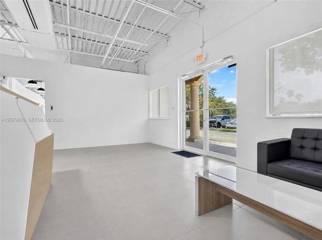 3 of 28 - 2665 Executive Park Drive, Weston, FL