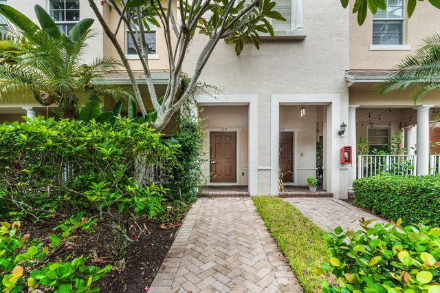 341 Indian Creek Parkway #103, Jupiter