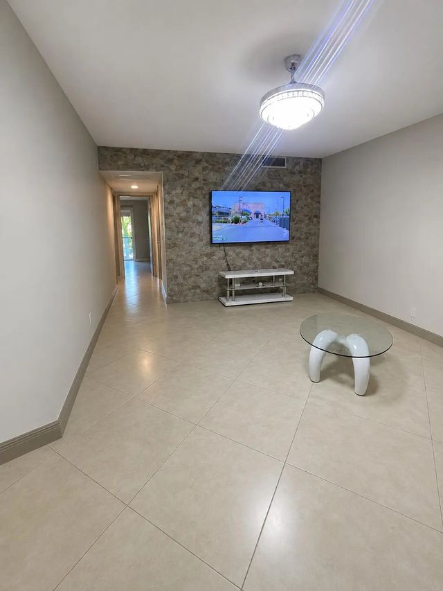 3 of 20 - 3100 Springdale Boulevard #310, Palm Springs, FL