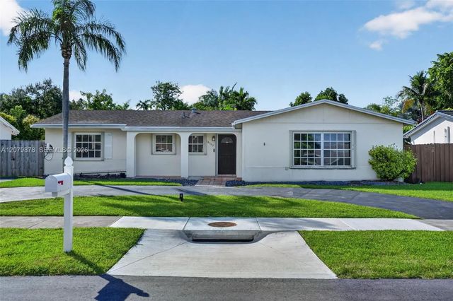 18569 Sw 89th Place, Cutler Bay
