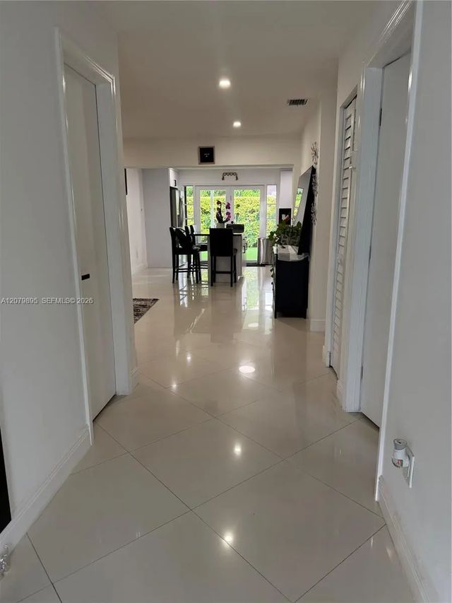 4 of 55 - 10411 Sw 51st Street, Miami, FL