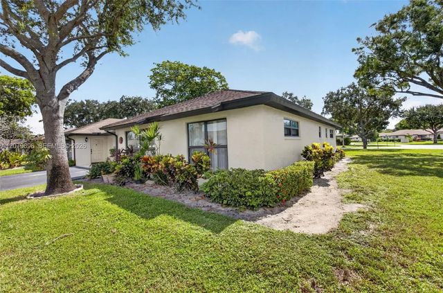 5 of 38 - 10086 Eaglewood Road #b, Boynton Beach, FL