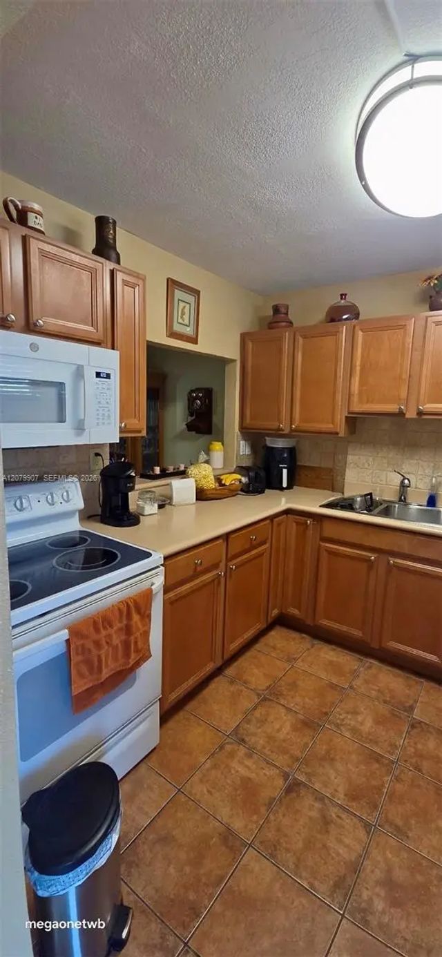 2728 N Garden Drive N #112, Lake Worth